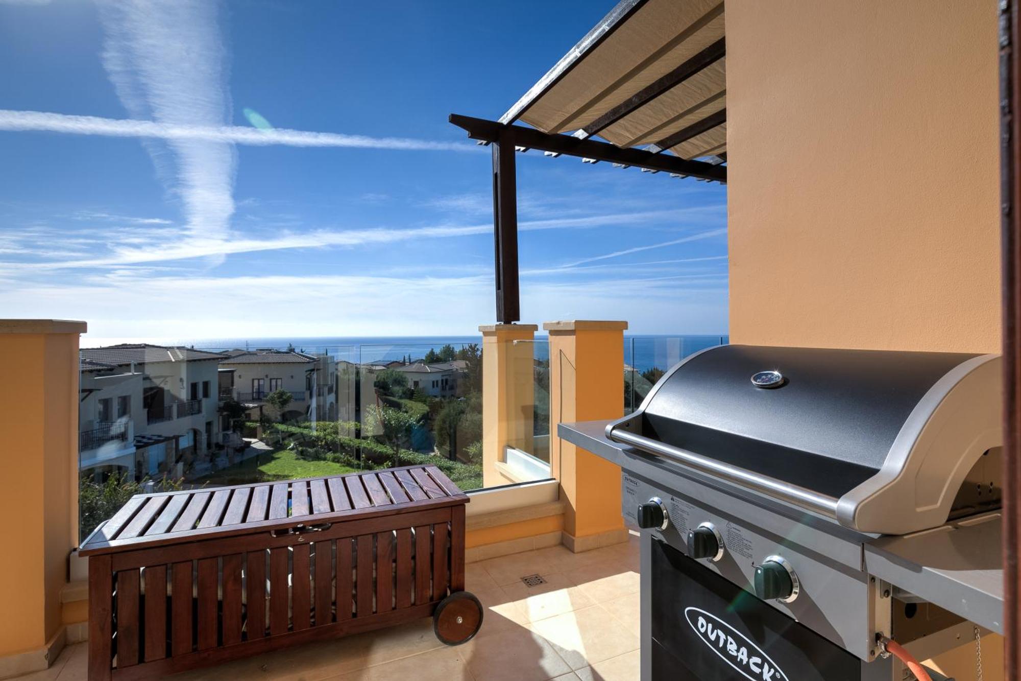 2 Bedroom Apartment Thalassa With Sea And Sunset Views, Aphrodite Hills Resort Kouklia Exterior foto